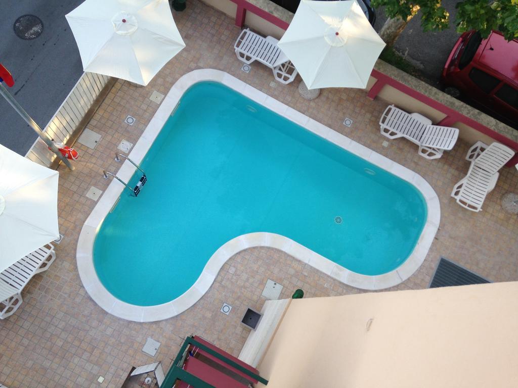 Aron Hotel Rimini Exterior foto